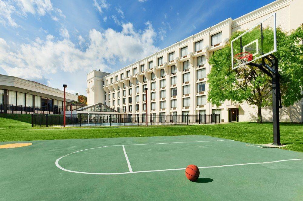 Fairfield Inn & Suites Springfield Enfield Exterior photo